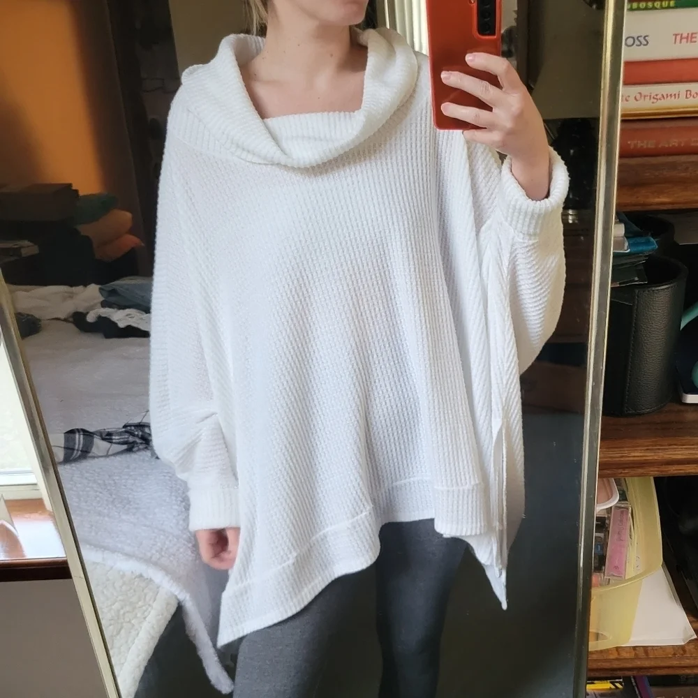 Forever 21 Oversized cowl neck sweater - Picture 1 of 7